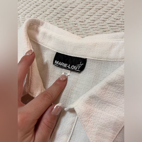 Cottage Core Flowy White Button Up Large - Picture 5 of 5